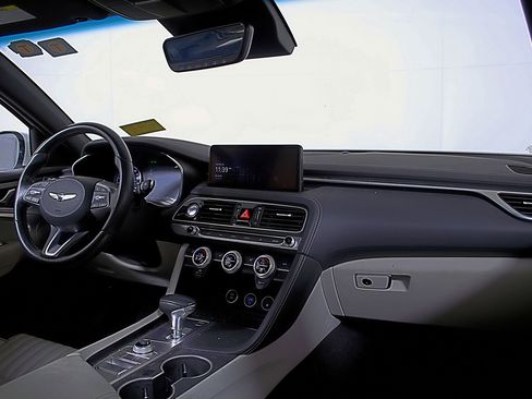 Used 2022 Genesis G70 2.0T w/ Prestige Package image 14