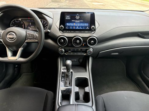 Used 2024 Nissan Sentra SV FWD image 28