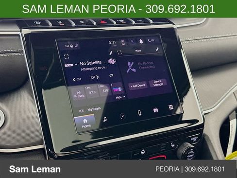 New 2025 Jeep Grand Cherokee Altitude image 15