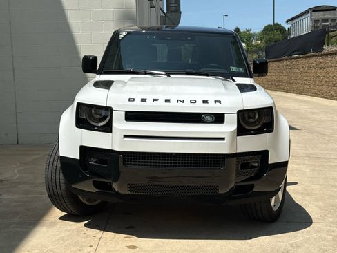 Certified 2024 Land Rover Defender 90 X-Dynamic SE image 2