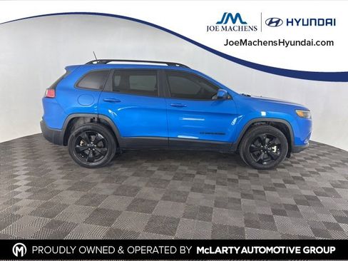 Used 2021 Jeep Cherokee Latitude Plus image 6