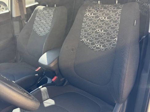 Used 2010 Kia Soul + w/ Audio Pkg FWD image 10
