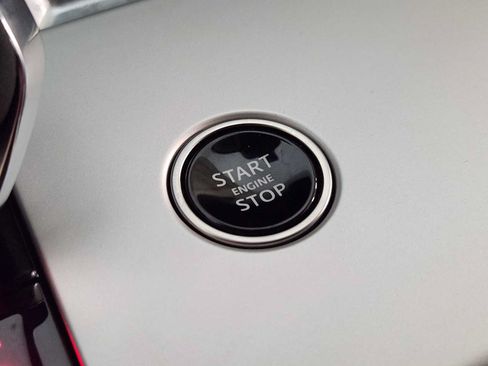 Used 2024 Land Rover Range Rover SE AWD/4WD image 19