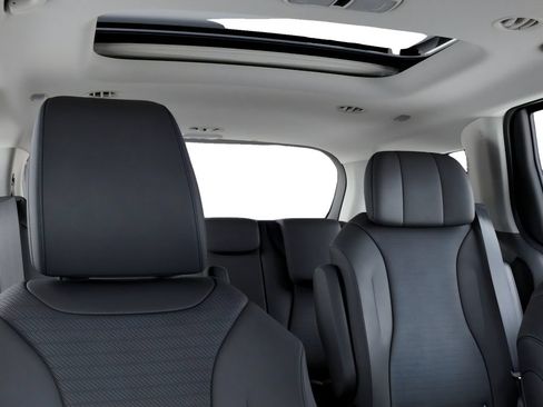 New 2026 Kia Carnival SX Prestige FWD image 27