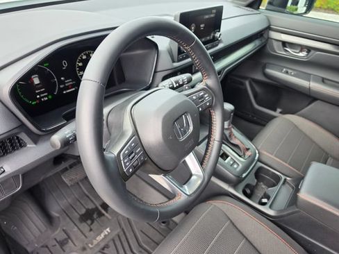 Used 2025 Honda CR-V Sport image 16