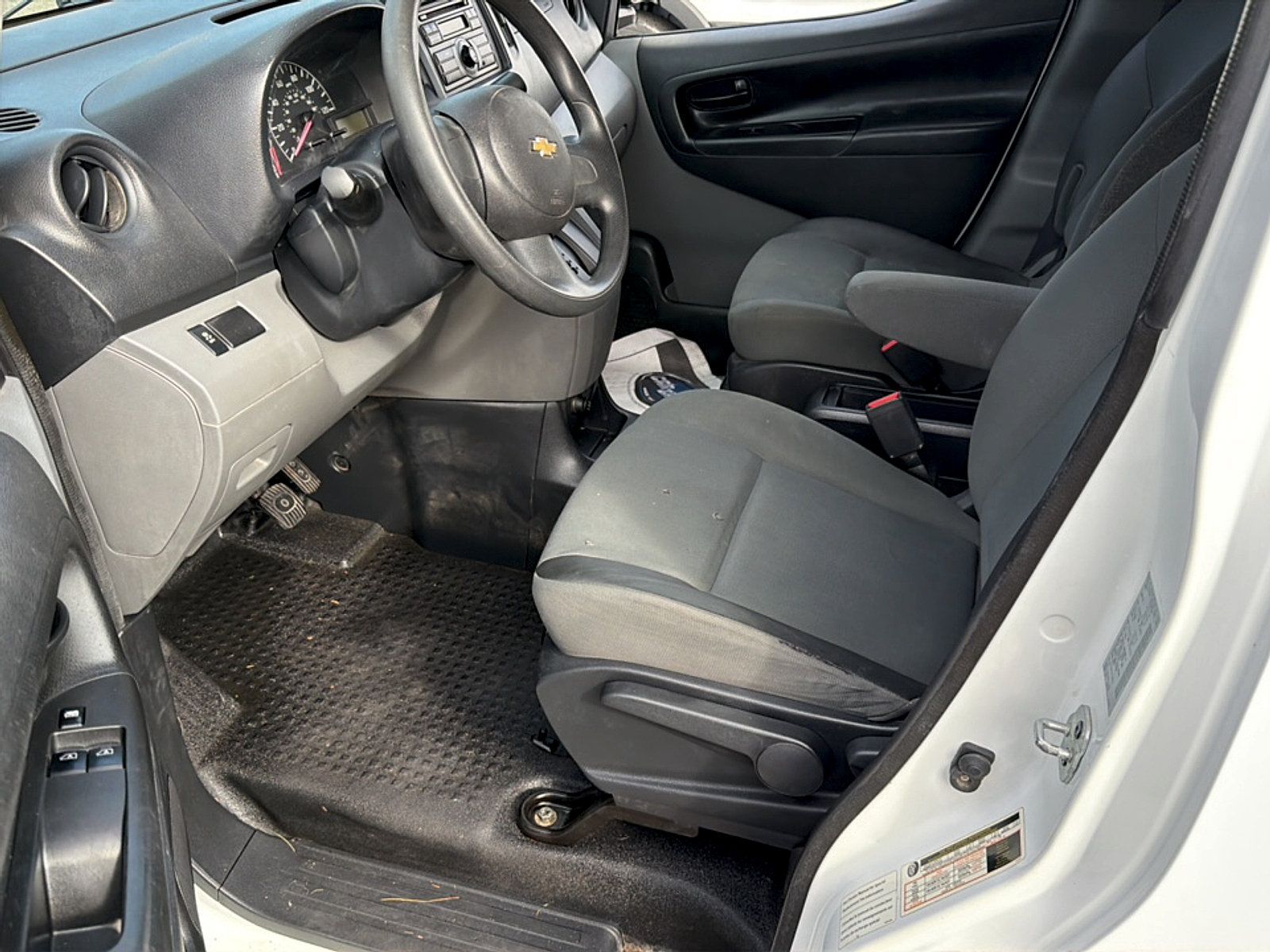 Used 2015 Chevrolet City Express LS FWD image 11