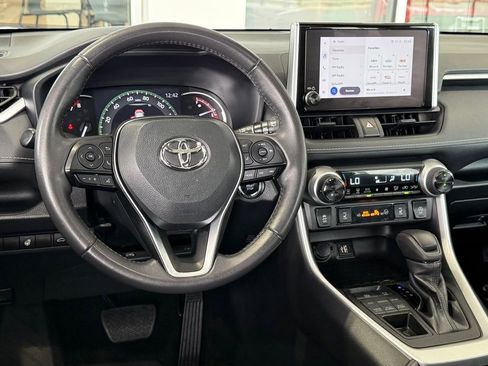 Used 2023 Toyota RAV4 XLE w/ Convenience Package image 34