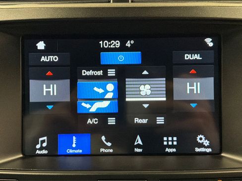 Used 2018 Ford Explorer XLT w/ Equipment Group 202A AWD/4WD image 30