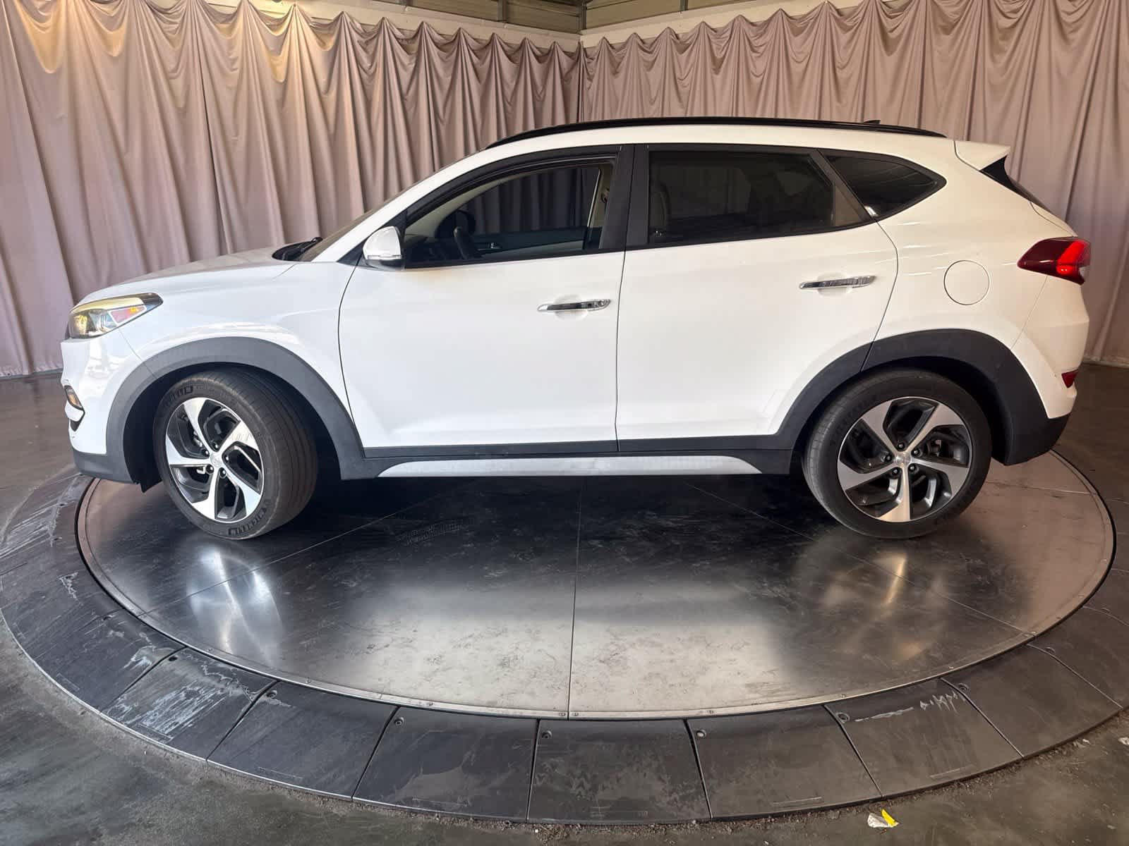 Used 2017 Hyundai Tucson Limited w/ Limited Ultimate Package 03 FWD image 7
