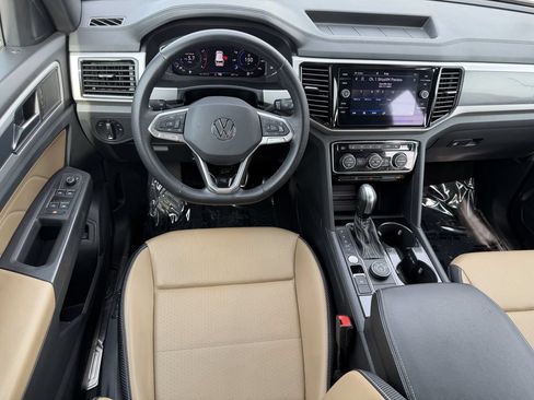 Certified 2023 Volkswagen Atlas Cross Sport SEL R-Line AWD/4WD image 14