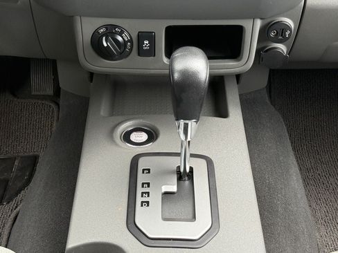 Used 2021 Nissan Frontier SV AWD/4WD image 27