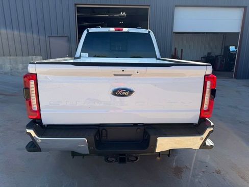 New 2026 Ford F250 Lariat w/ Chrome Package image 7