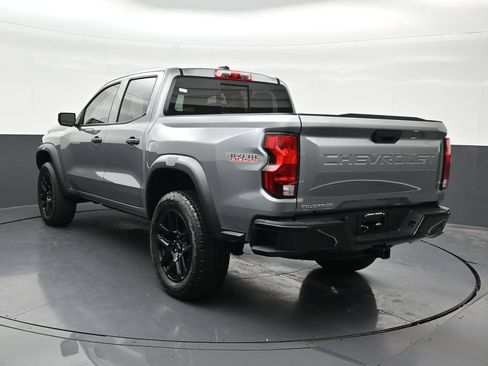 Used 2025 Chevrolet Colorado Trail Boss AWD/4WD image 3