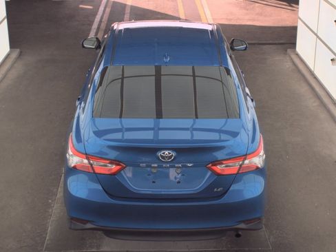 Used 2020 Toyota Camry LE w/ Carpet Mat Package image 10