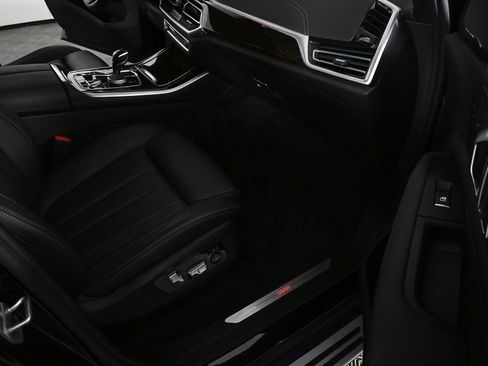 Used 2020 BMW X5 xDrive40i AWD/4WD image 23