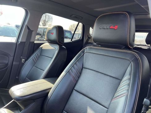 Used 2022 GMC Terrain AT4 w/ Infotainment Package II image 14