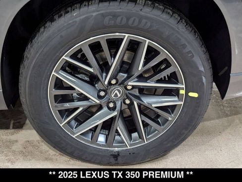 Used 2025 Lexus TX 350 AWD w/ Technology Package image 11