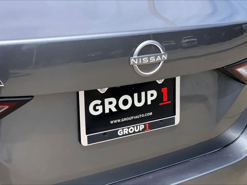 Used 2025 Nissan Sentra SV FWD image 30