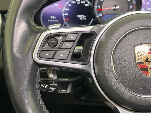 Certified 2023 Porsche Cayenne AWD/4WD image 38