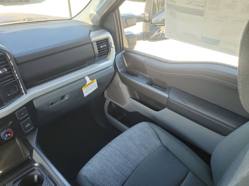 New 2026 Ford F250 XLT w/ XLT Premium Package image 14