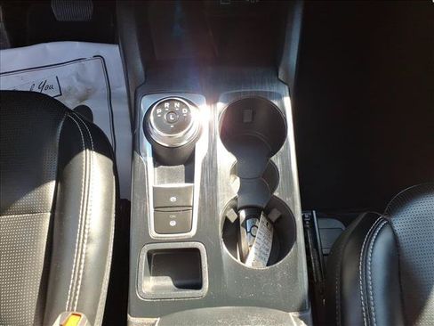 Used 2023 Ford Escape Platinum AWD/4WD image 29
