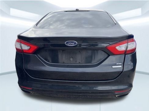 Used 2014 Ford Fusion SE w/ Equipment Group 202A image 12