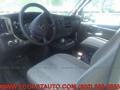 Used 2015 GMC Savana 2500 image 7