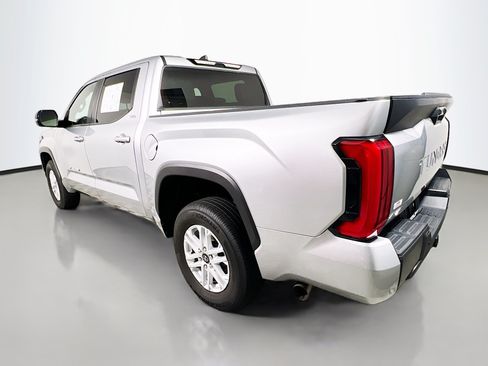 Used 2025 Toyota Tundra SR5 w/ SR5 Premium Package AWD/4WD image 6