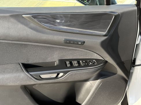 Certified 2025 Lexus NX 250 FWD w/ Premium Package image 18