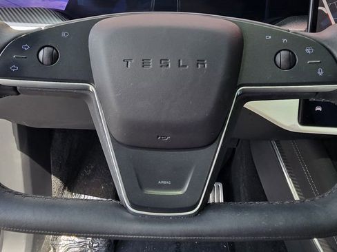 Used 2022 Tesla Model X Plaid image 31