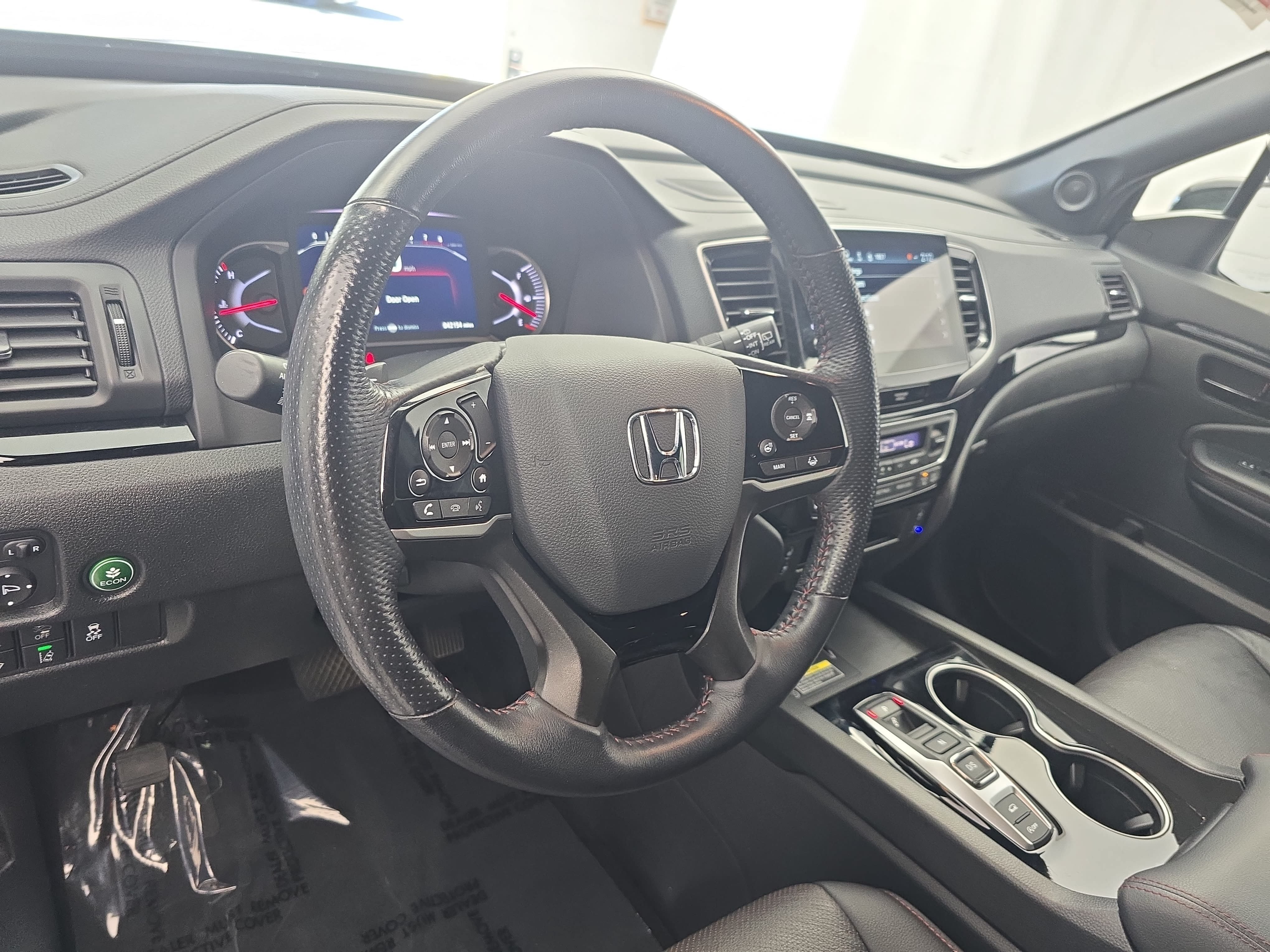 Used 2024 Honda Passport Black Edition image 16