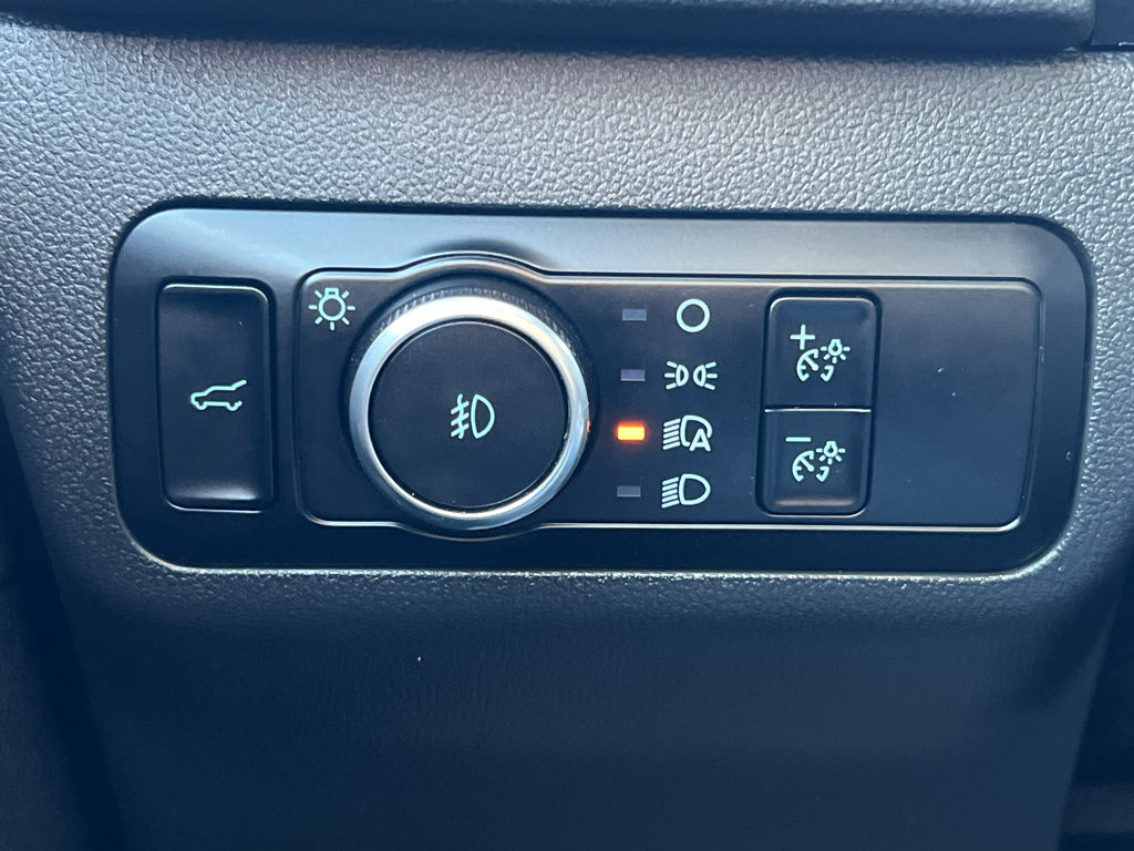 Used 2024 Ford Escape Platinum AWD/4WD image 34