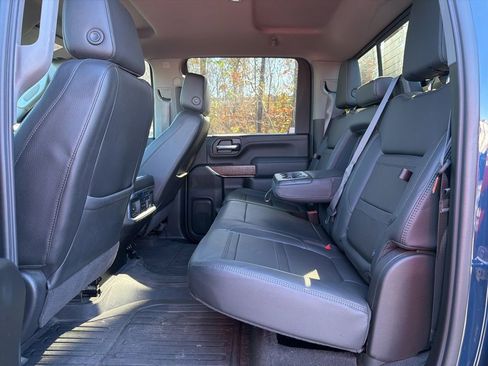 Used 2020 GMC Sierra 2500 Denali w/ Technology Package image 25