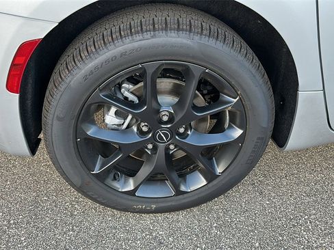 New 2026 Chrysler Pacifica Limited w/ S Appearance Package image 9