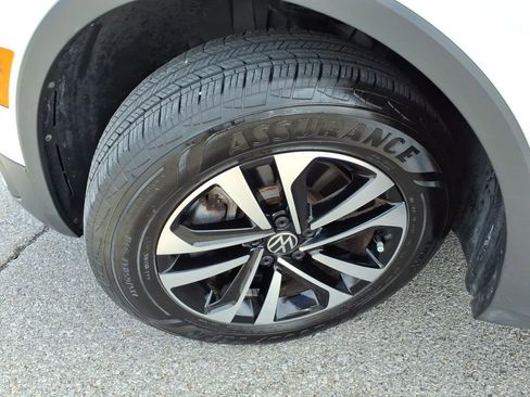 Used 2023 Volkswagen Tiguan S FWD image 19