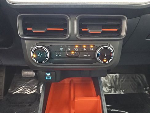 Used 2024 Ford Maverick XLT image 28