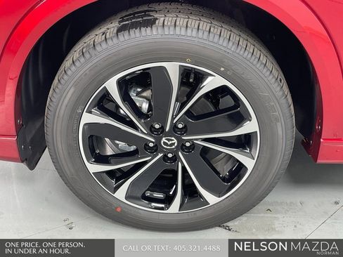 New 2025 MAZDA CX-5 AWD 2.5 S w/ Preferred Package image 13
