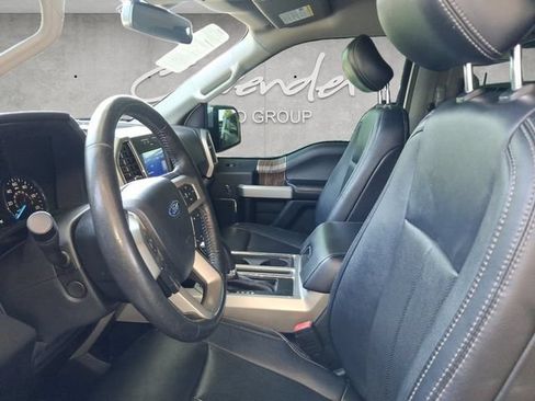 Used 2019 Ford F150 Lariat w/ Equipment Group 502A Luxury AWD/4WD image 24