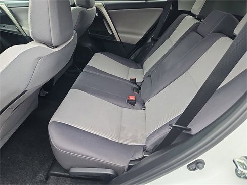 Used 2015 Toyota RAV4 XLE image 26