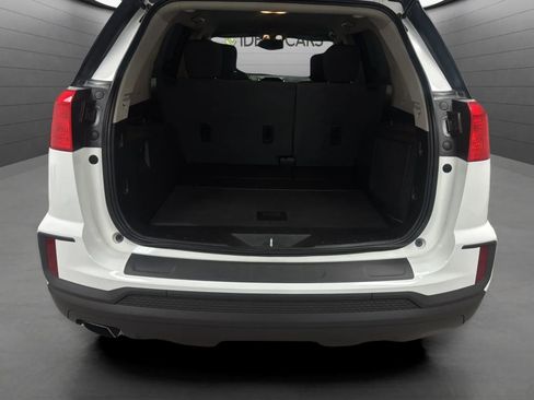 Used 2017 GMC Terrain SLE FWD image 19