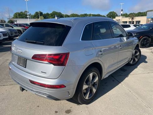 Used 2022 Audi Q5 2.0T Premium Plus w/ Premium Plus Package AWD/4WD image 8