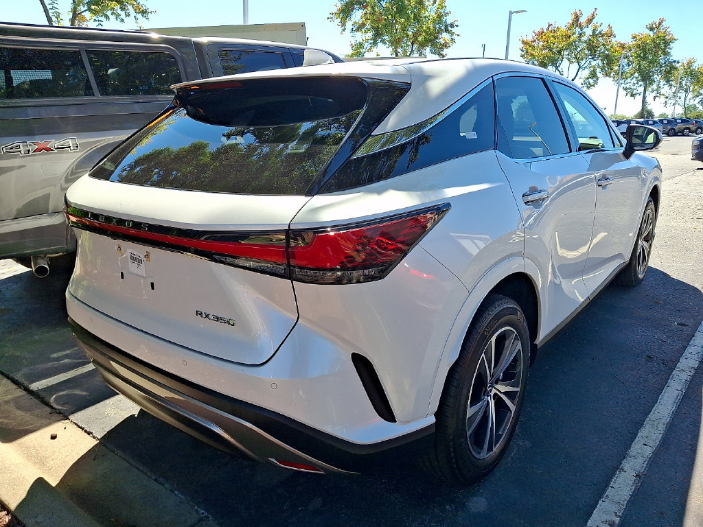 Used 2024 Lexus RX 350 FWD w/ Technology Package image 6