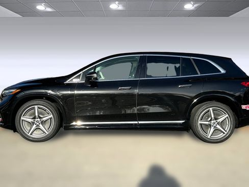 Certified 2023 Mercedes-Benz EQS 580 4MATIC SUV image 2