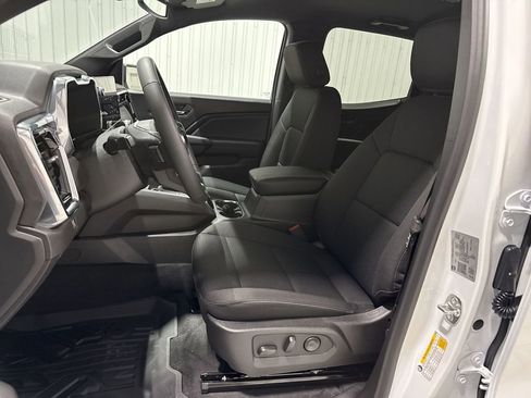 New 2026 GMC Canyon Elevation w/ Convenience Package RWD image 20