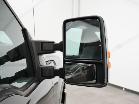 Used 2015 Ford F250 XL w/ Power Equipment Group image 38