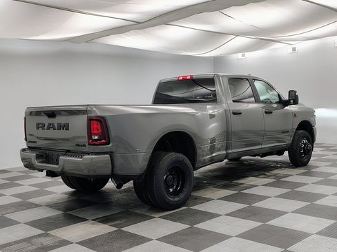 New 2026 RAM 3500 Big Horn AWD/4WD image 11