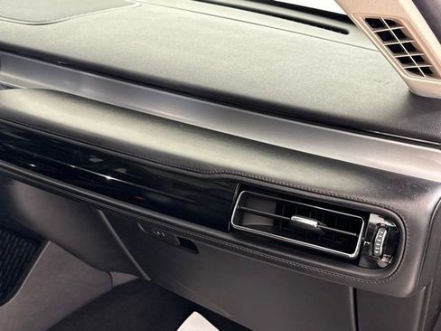 Used 2023 Lincoln Aviator 2WD w/ Premium Package image 31