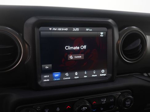 Used 2023 Jeep Wrangler Sport S image 19