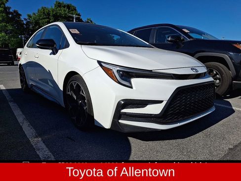 Used 2025 Toyota Corolla FX w/ Convenience Package FWD image 1