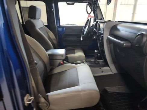 Used 2009 Jeep Wrangler Unlimited X image 20